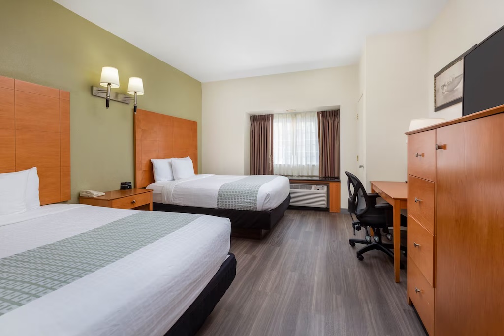 tulare_hotel